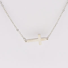 Ogrlica Cross on Skin