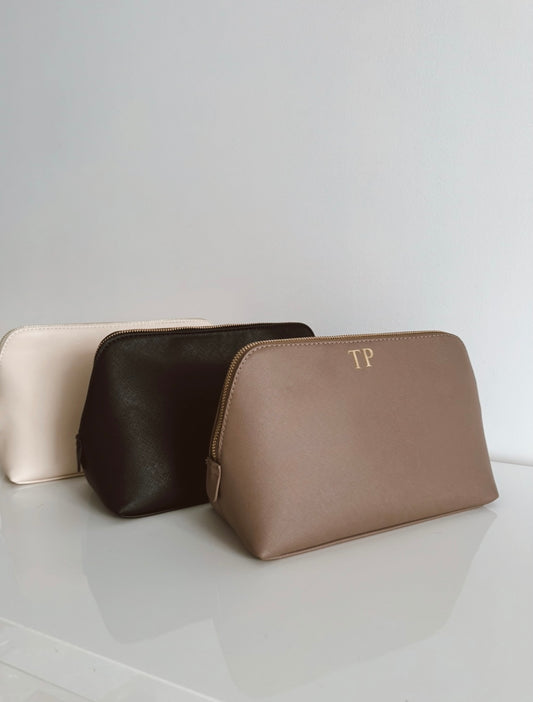 Kozmetička torba s inicijalima ZARA