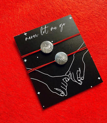 Narukvica s gravurom i koncem Medallion